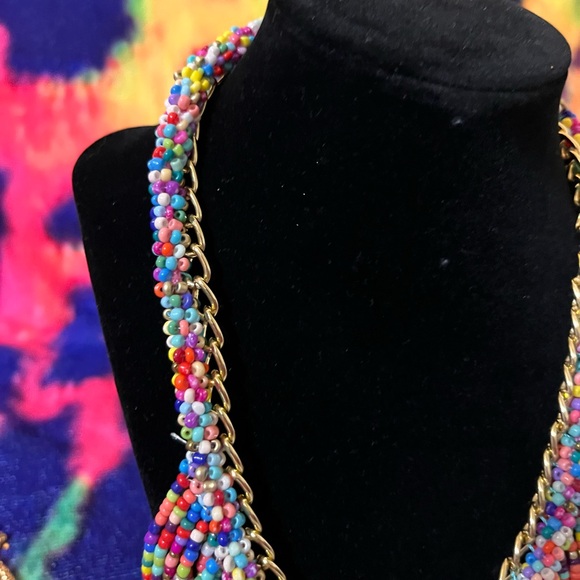 Beautiful Beaded Bib Necklace - Picture 4 of 8